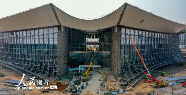 廣東廣(guang)州：國際金(jīn)融論壇會(hui)址建設如(ru)火如荼