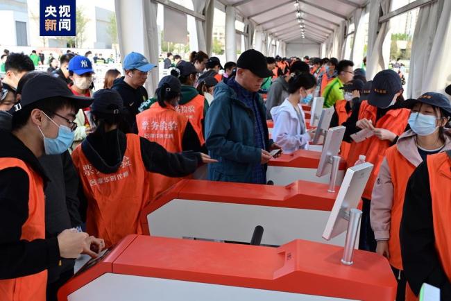 北(běi)京警方發(fa)布“五一”期(qī)間大型活(huo)動安全提(tí)示