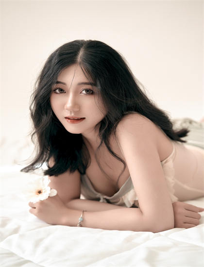 肮脏妻子俱乐部 电影-我是谁电影